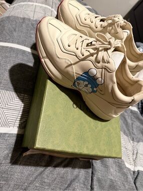 Gucci Cream Sneakers with Blue Cartoon Accent